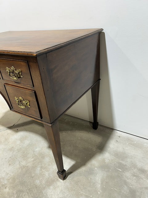 18th Century English Mahogany Dressing Table