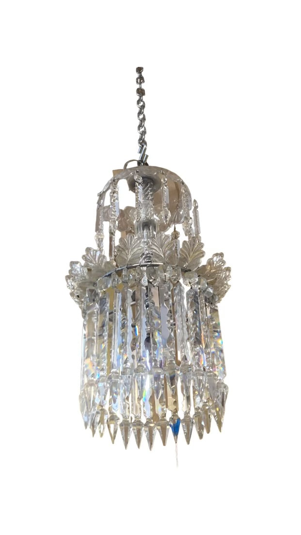 Small Crystal Fixture