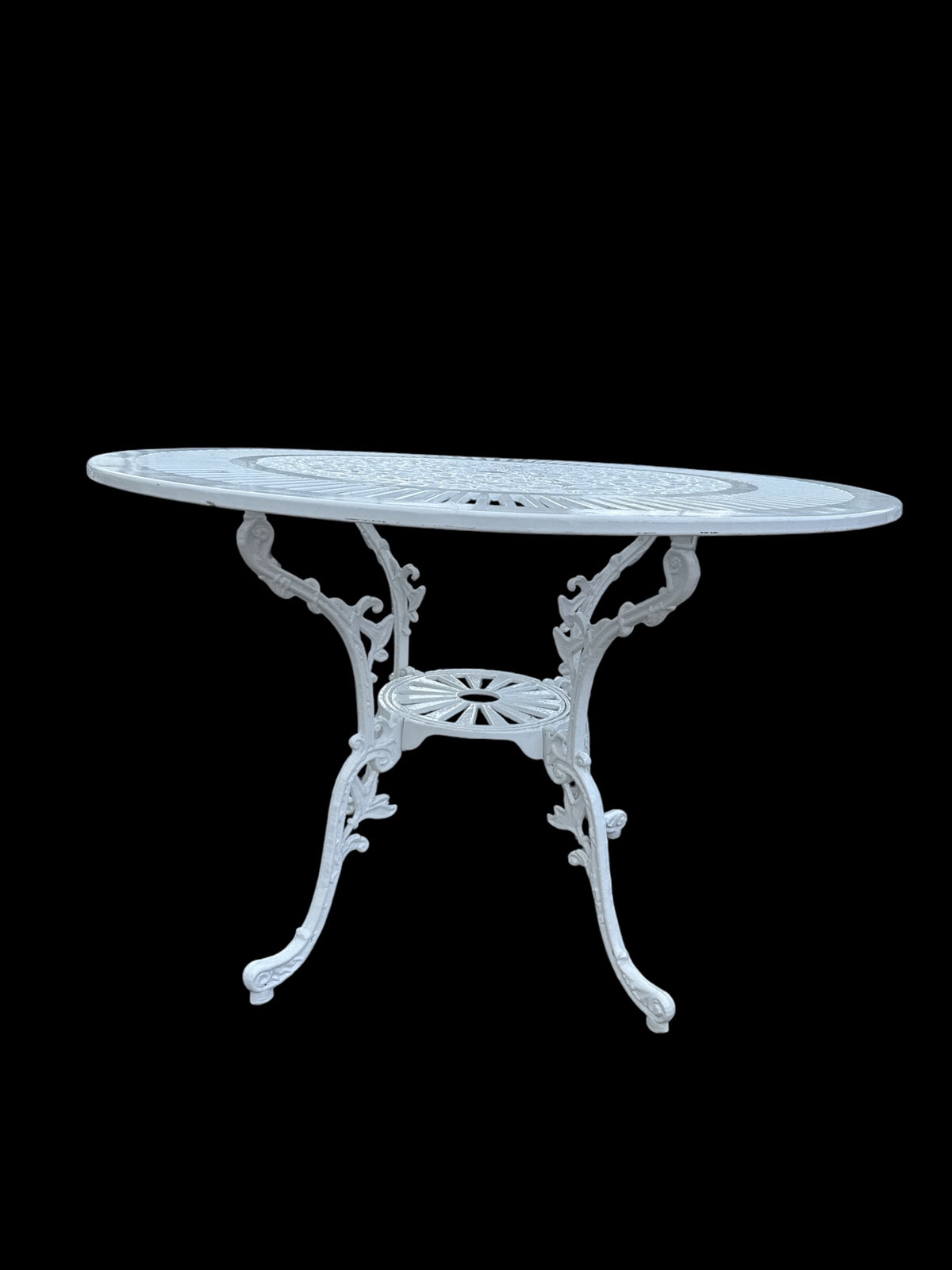 Outdoor Cast Metal Patio Set Table and Four Chairs
