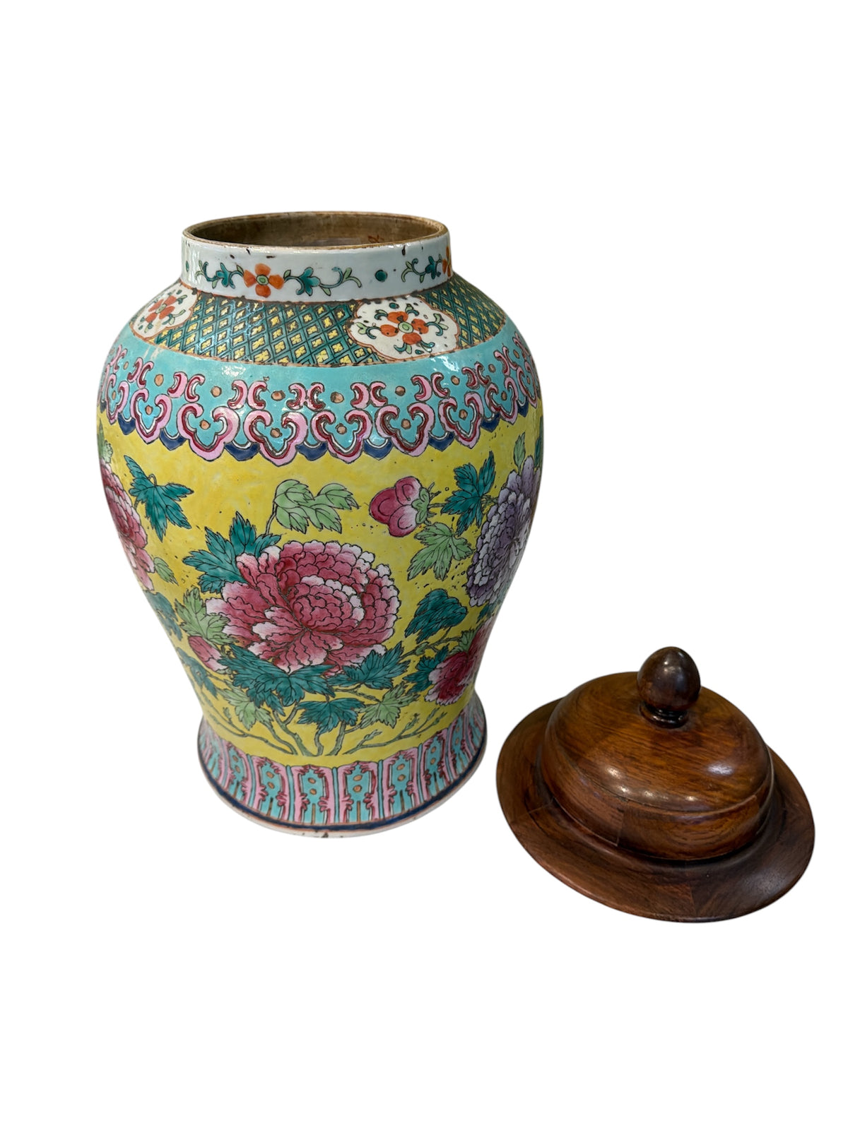 Chinese Export Covered Jar