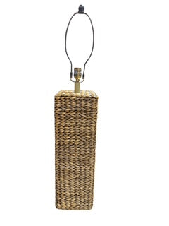 Seagrass Woven Lamp