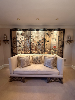 Italianate Style Ratchet Sofa