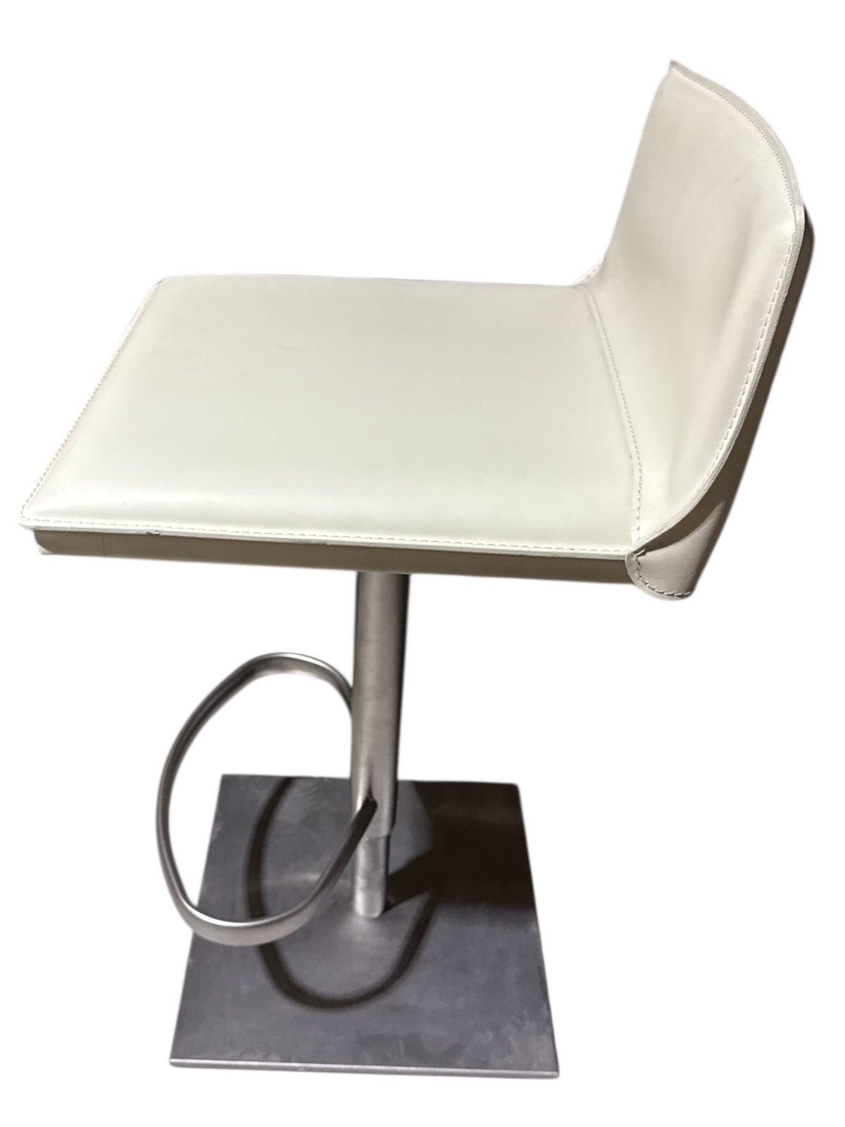 Bottega Piston Leather Stool (Five)