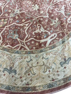 Legacy Collection Round Rug
