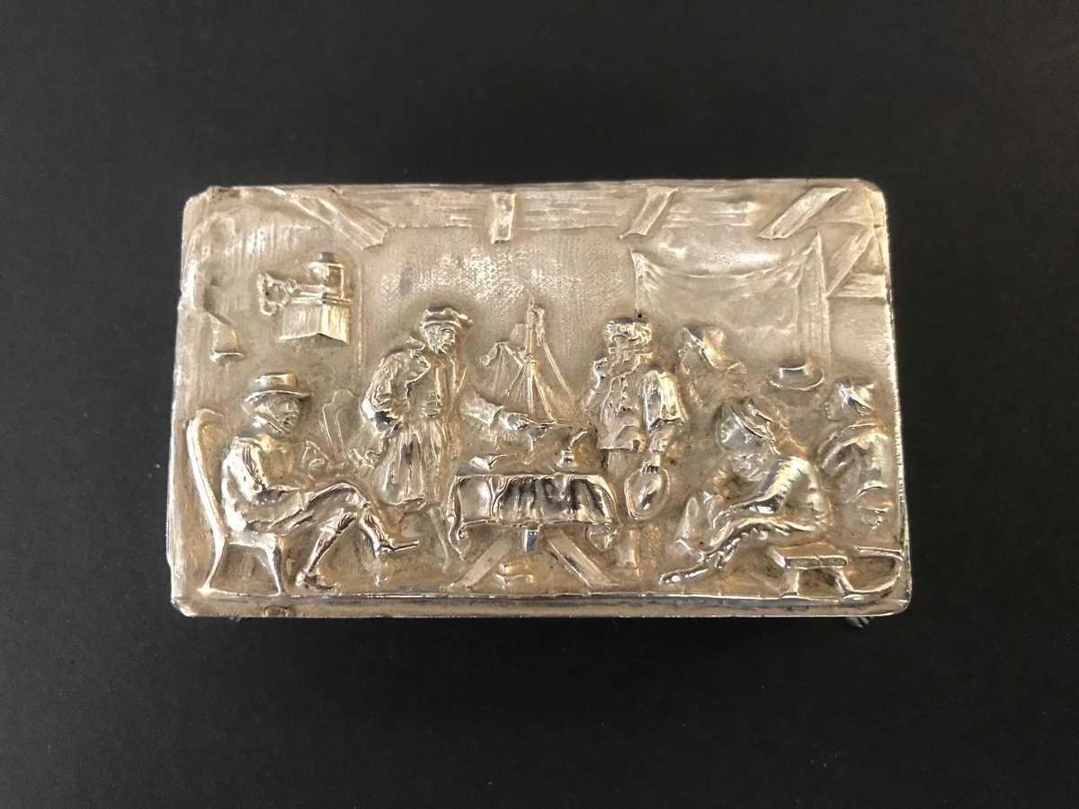 Continental 800 Silver Footed Box