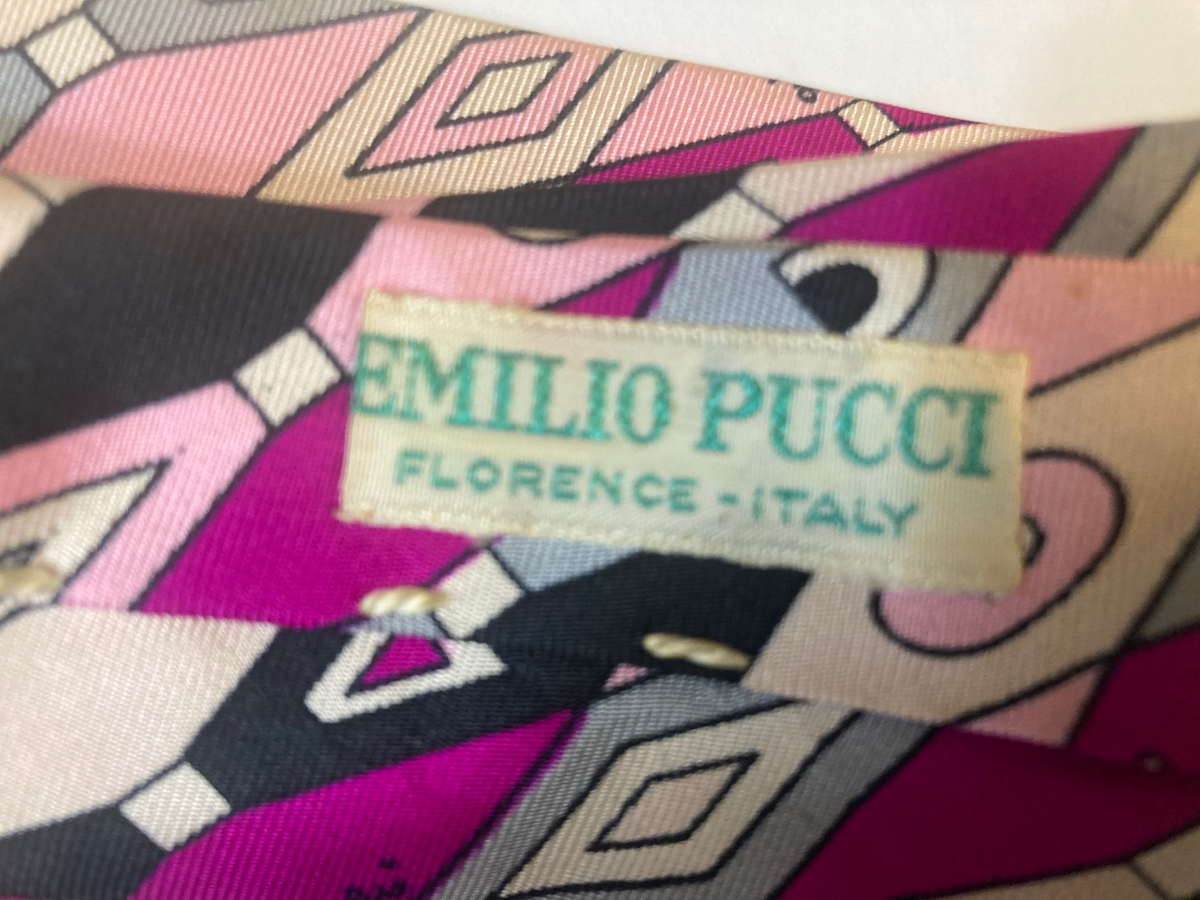 Vintage EMILIO PUCCI Pink Print Silk Rhinestone Kiss Lock Coin